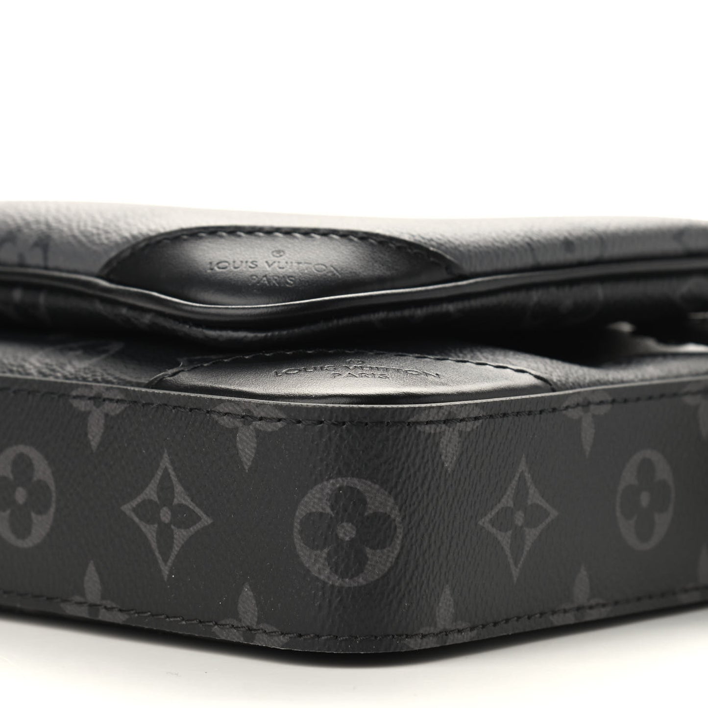 Reverse Monogram Eclipse Trio Messenger
