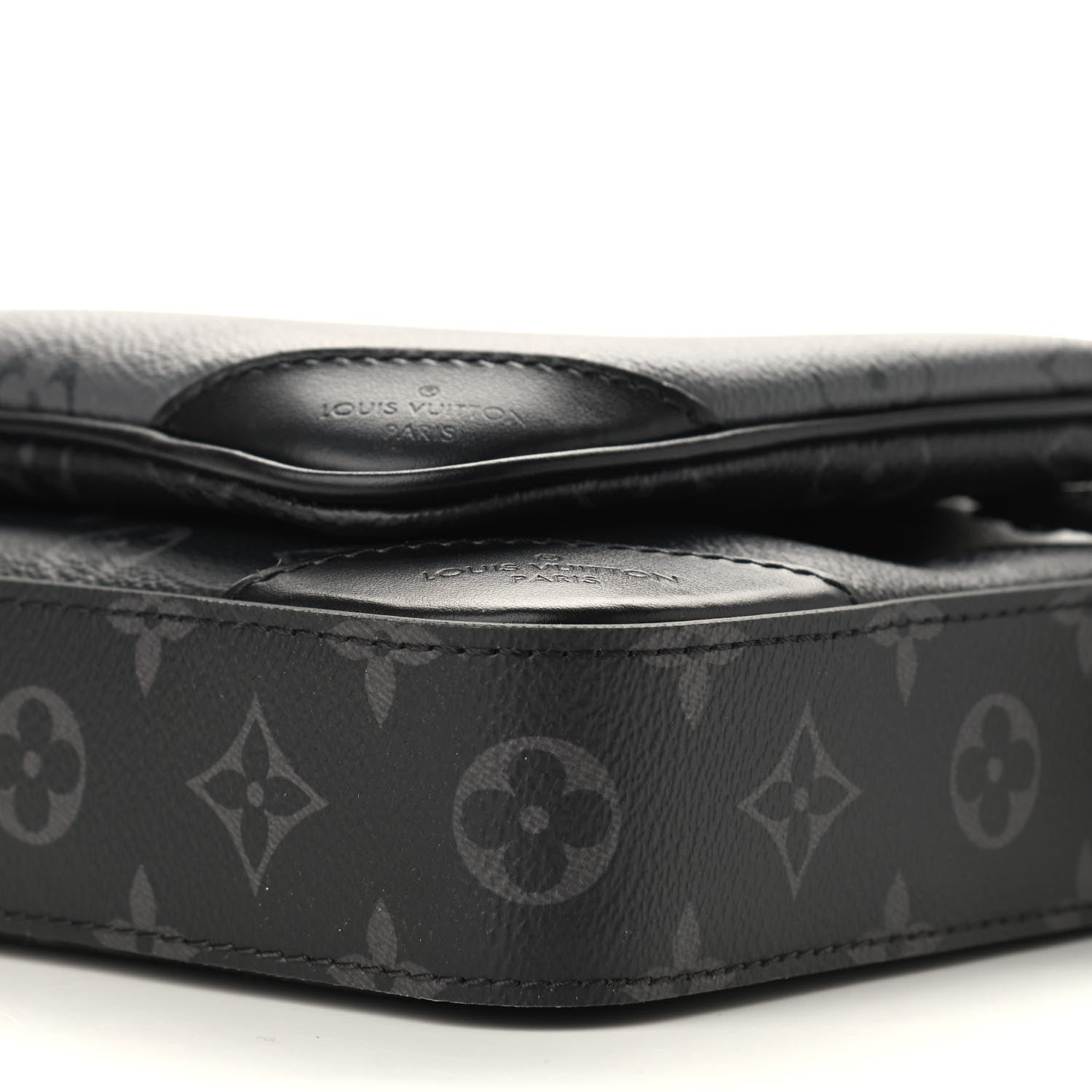 Louis Vuitton Reverse Monogram Eclipse Trio Messenger 10 of 10