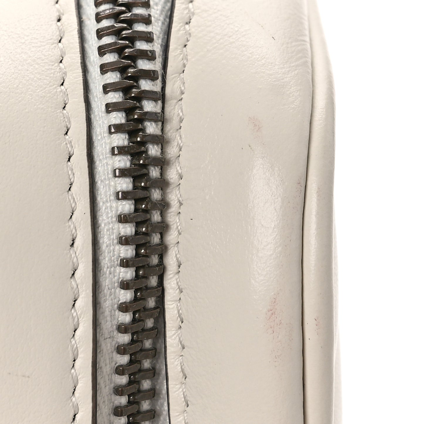 Calfskin Matelasse Mini GG Marmont Crossbody Bag White
