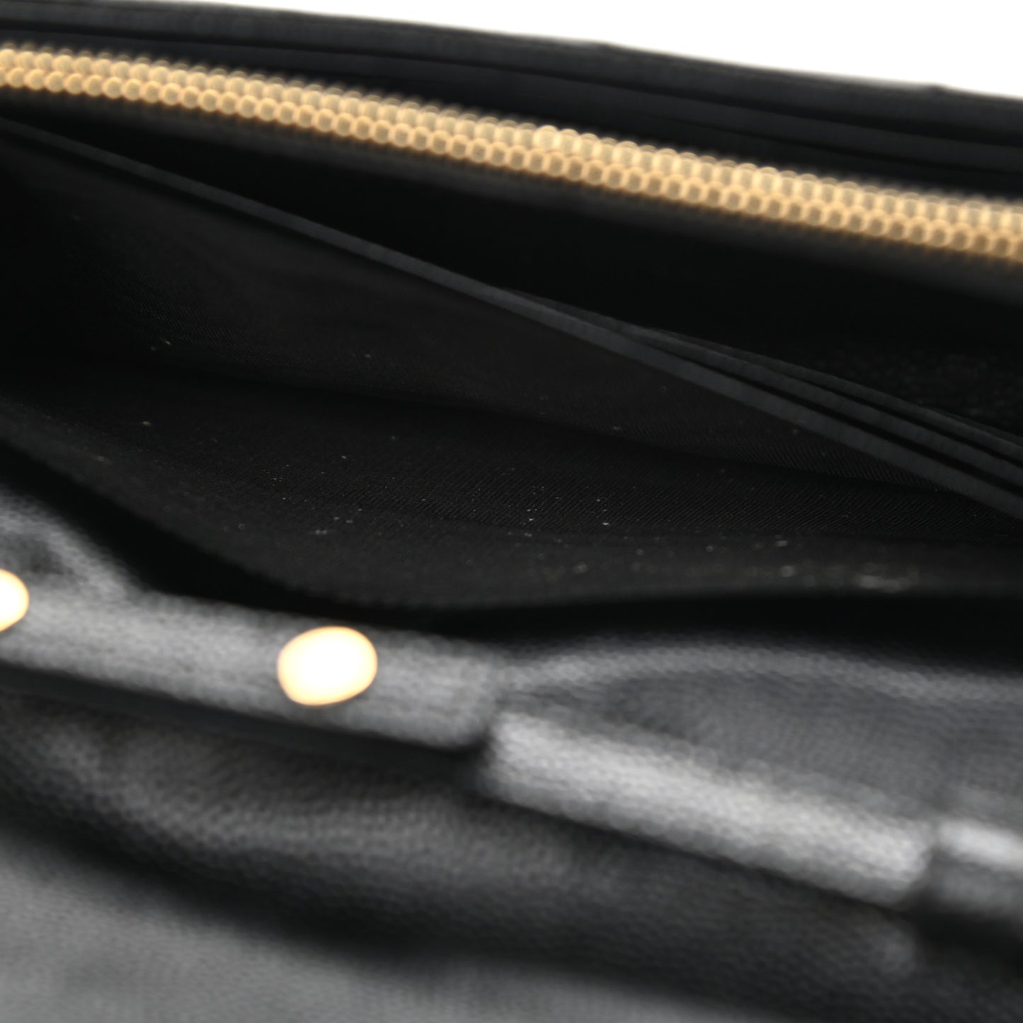 Grain De Poudre Matelasse Chevron Monogram Chain Wallet Black