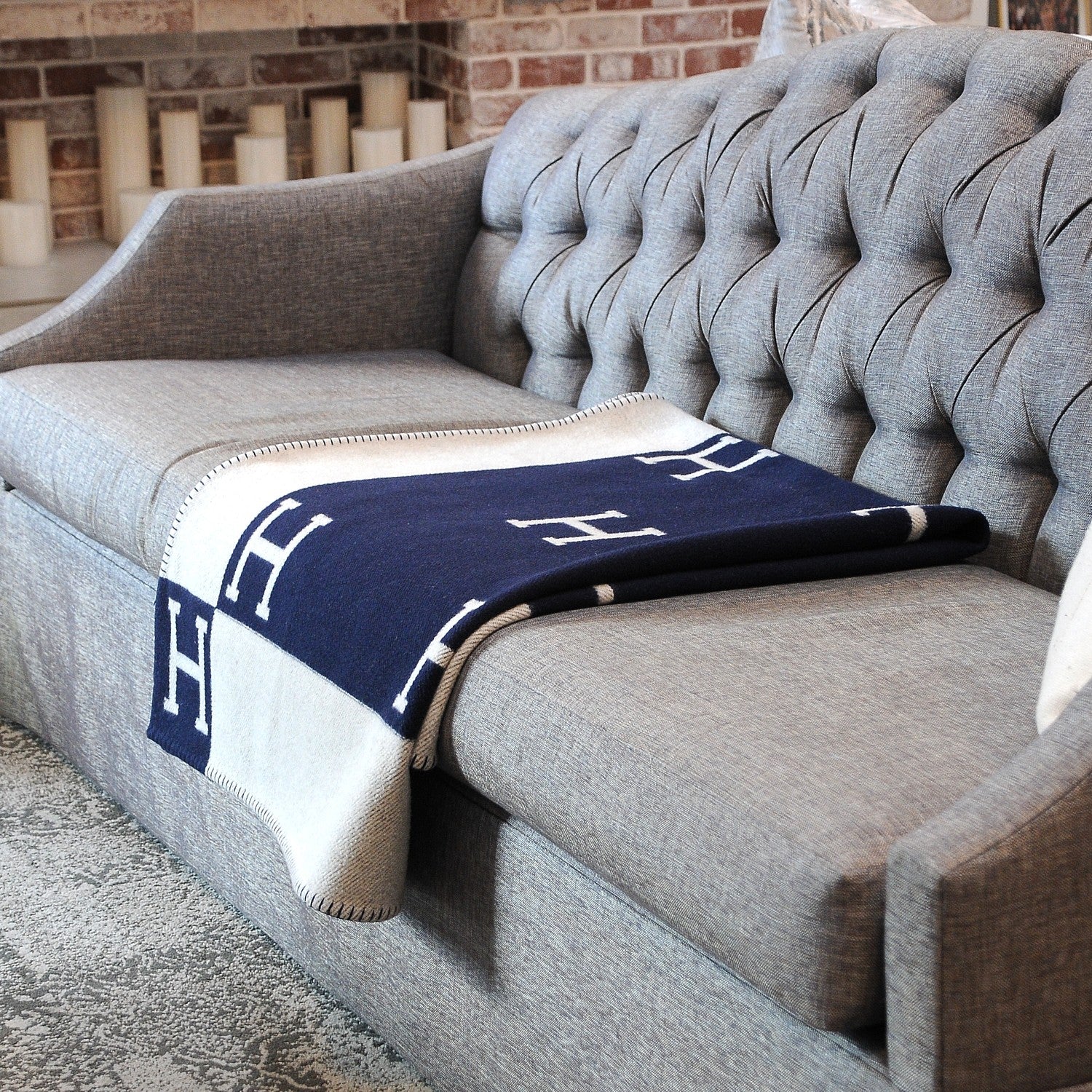 Hermes Wool Cashmere Signature Avalon Blanket Navy Ecru 2 of 5
