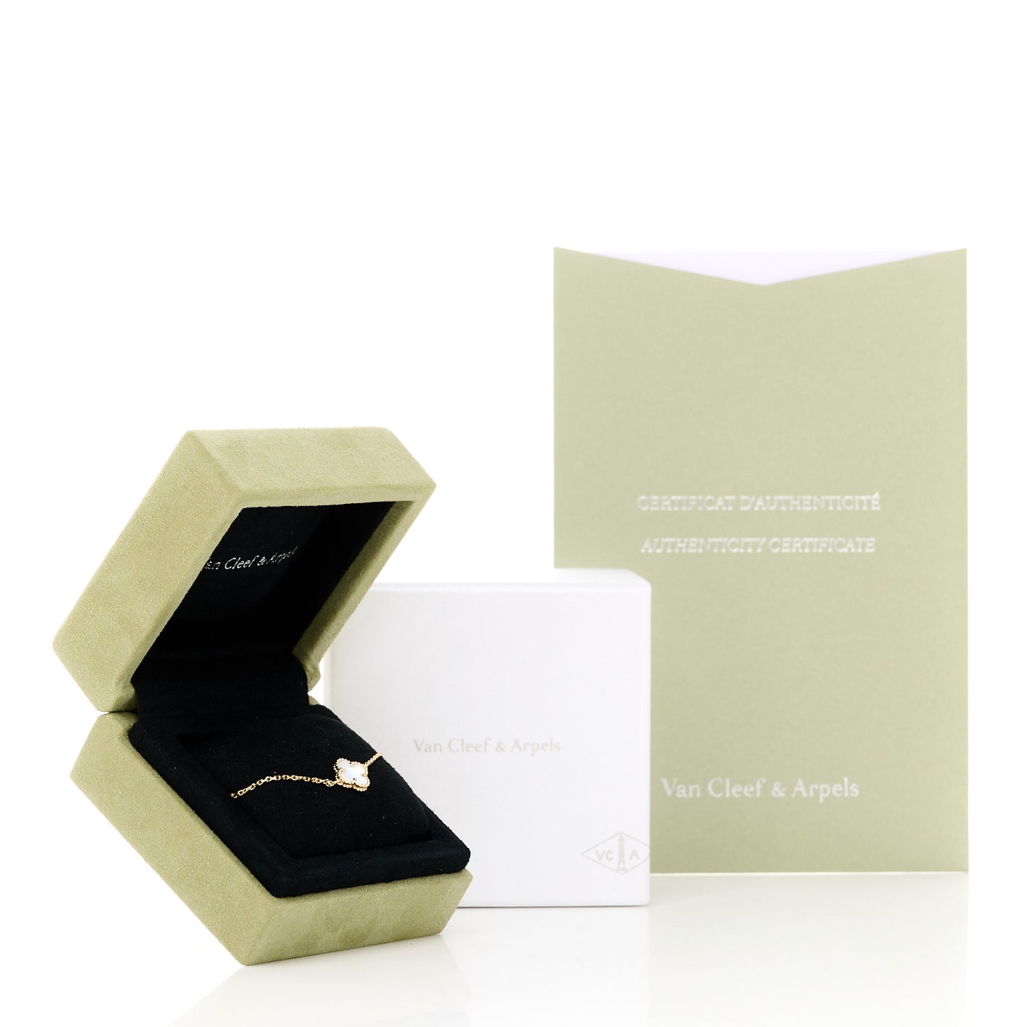 18K Yellow Gold Mother of Pearl Sweet Alhambra Bracelet