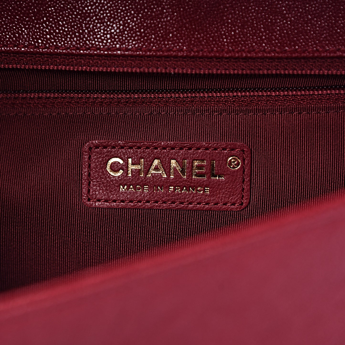 Caviar Chevron Quilted New Medium Boy Flap Red