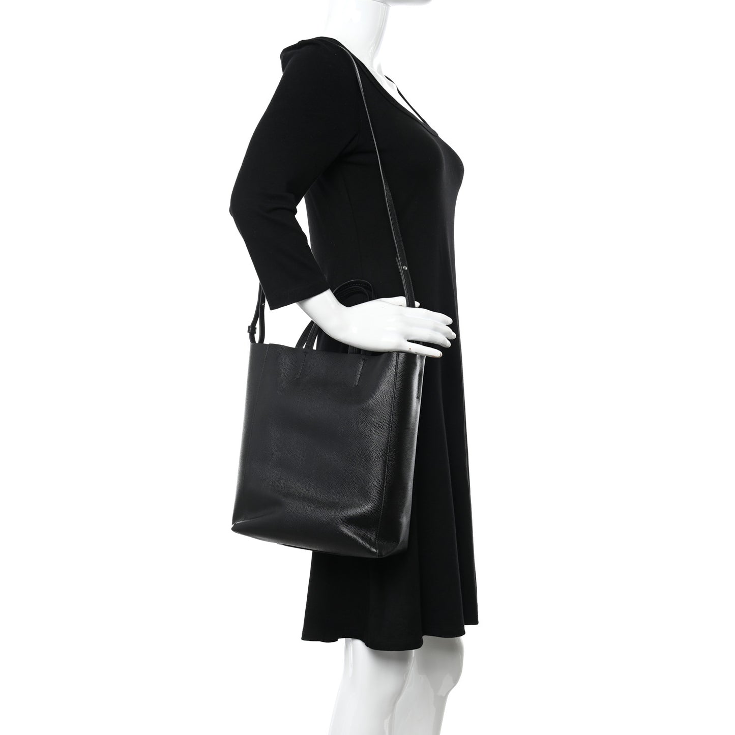 Grained Calfskin Small Vertical Cabas Black