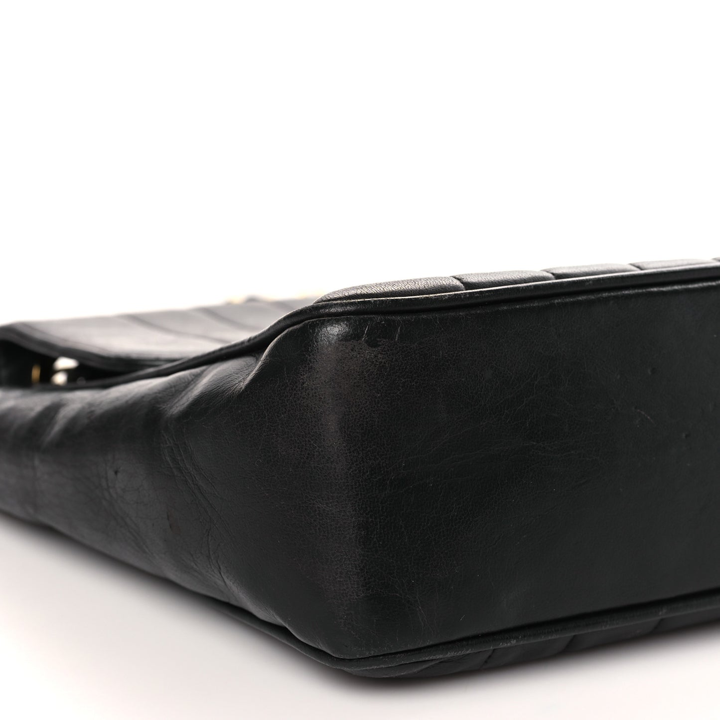 Lambskin Vertical Quilt Jumbo Single Flap Black