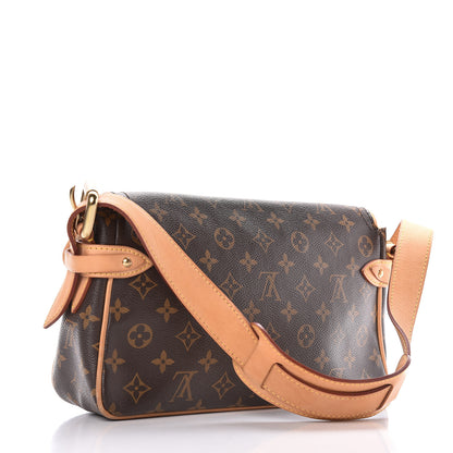 Louis Vuitton Monogram Hudson PM 3 of 17