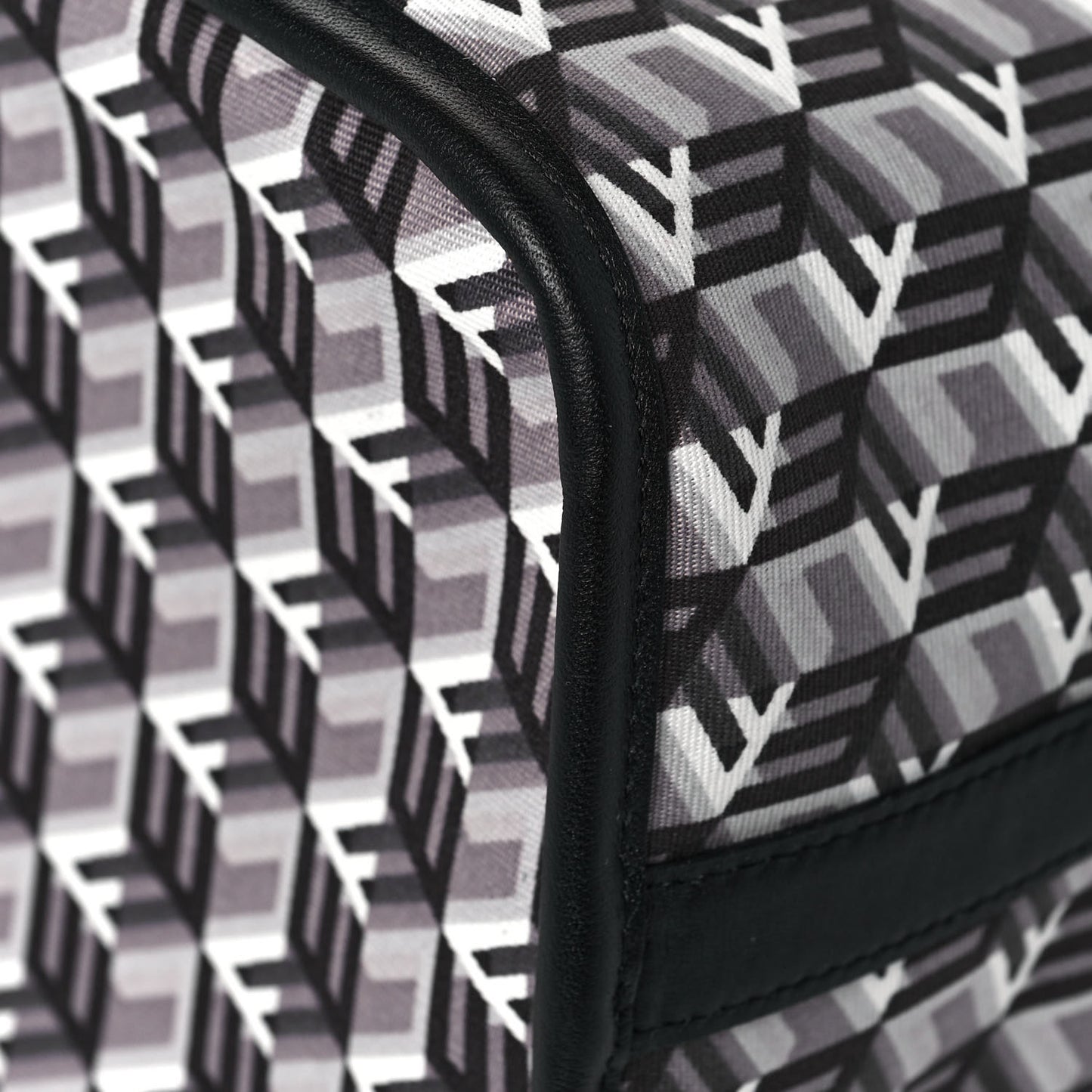 Visetos Medium Liz Reversible Shopper Tote Black