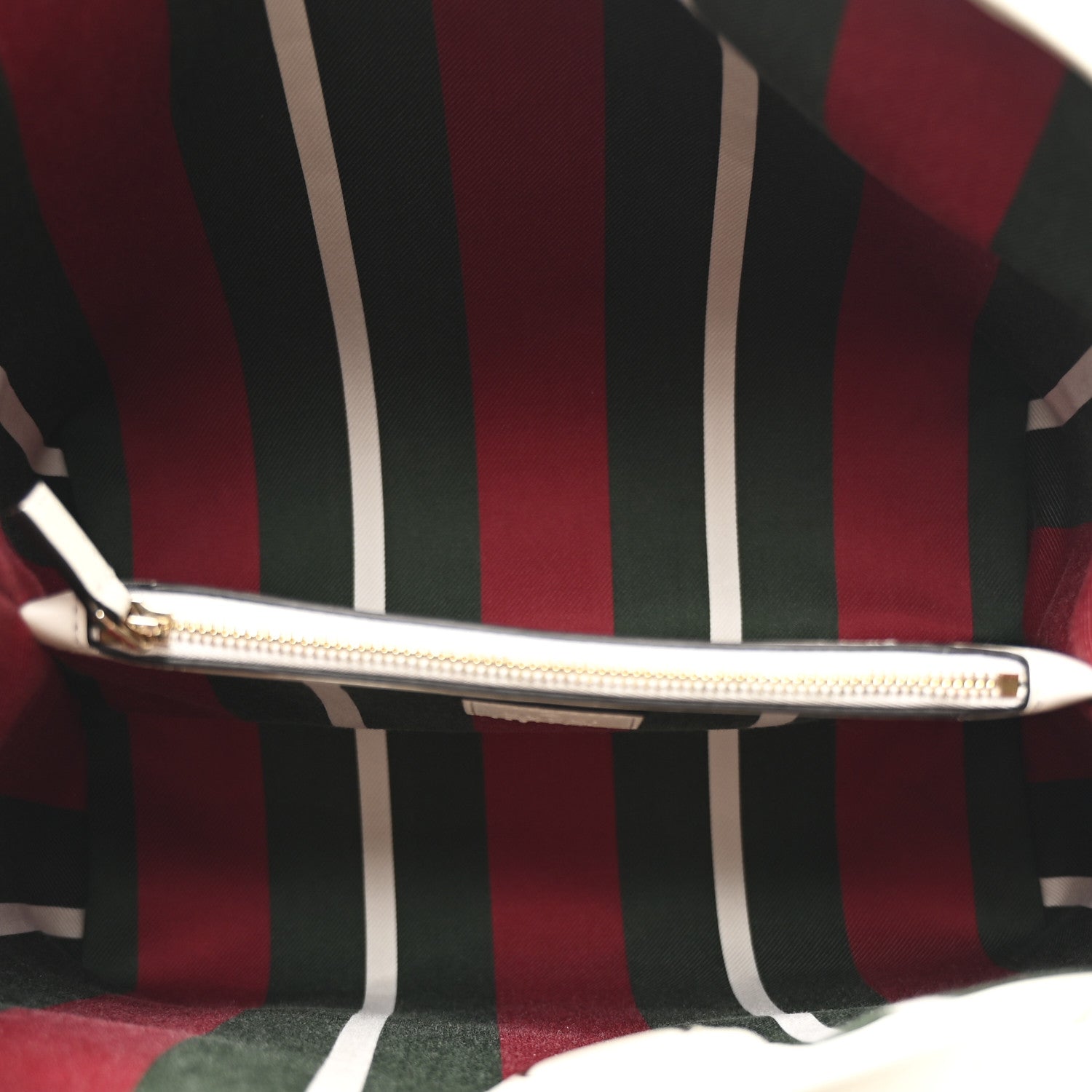 Gucci GG Supreme Monogram Medium Emblem Bucket Bag Beige White 6 of 11