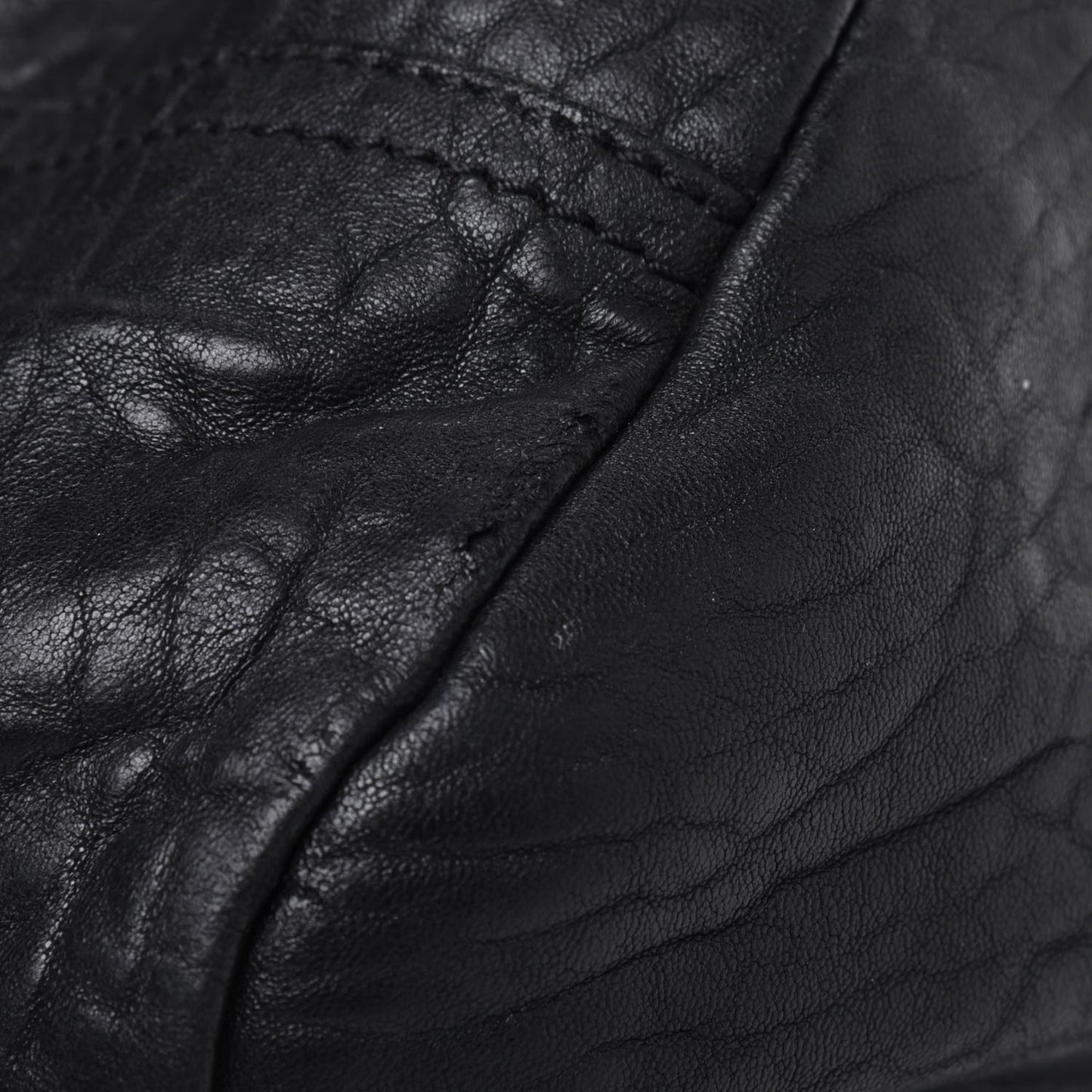 Pebbled Sheepskin Medium Pandora Black