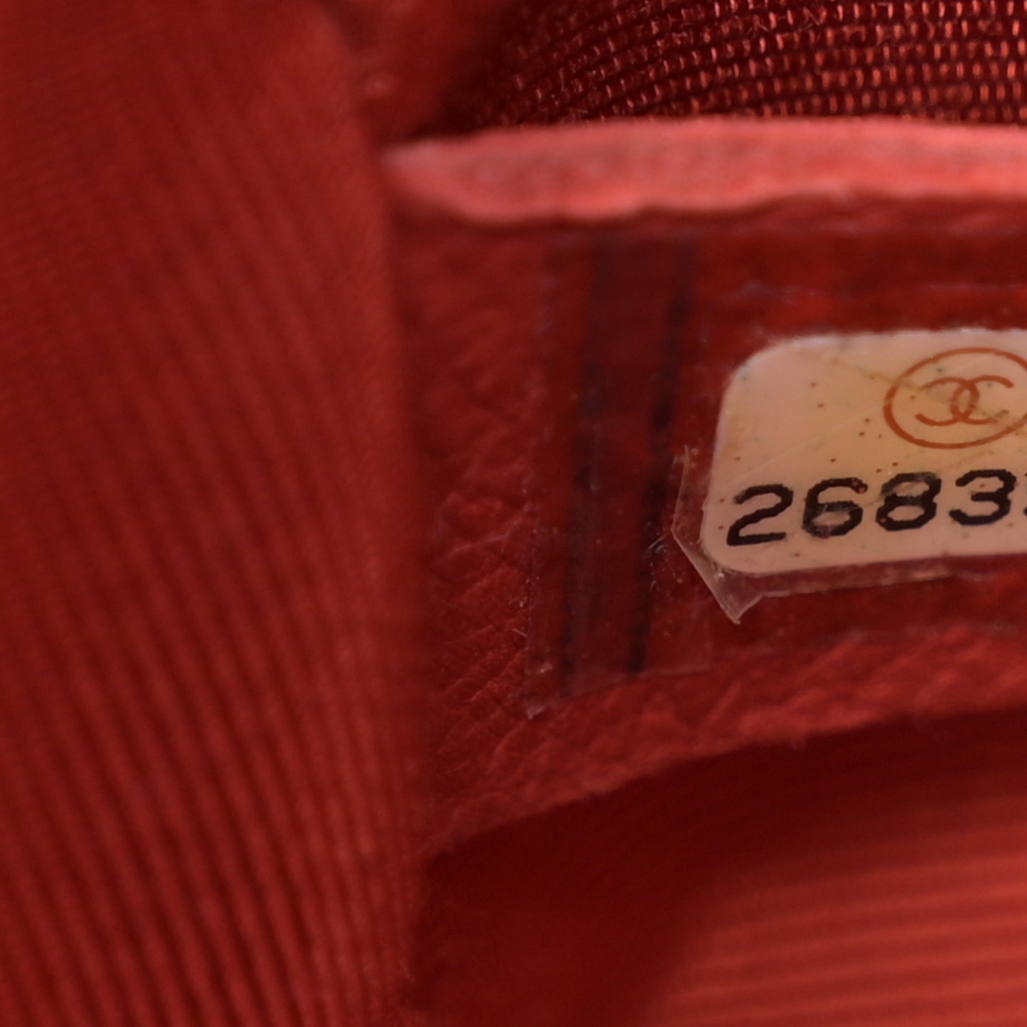 Caviar Quilted Medium Boy Flap Red