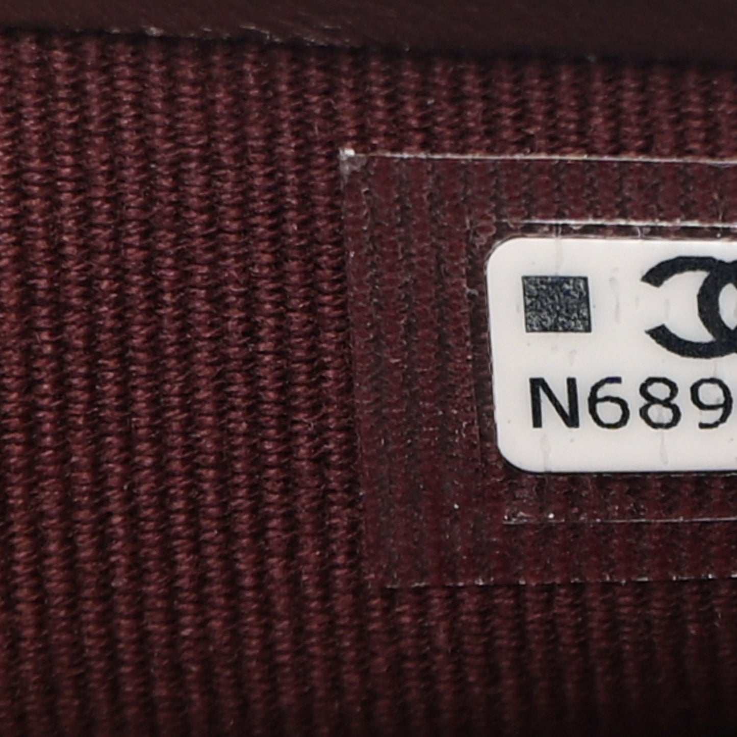 Caviar Quilted Long Zipped Wallet Black