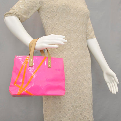 Louis Vuitton Vernis Fluo Reade PM Pink 2 of 9