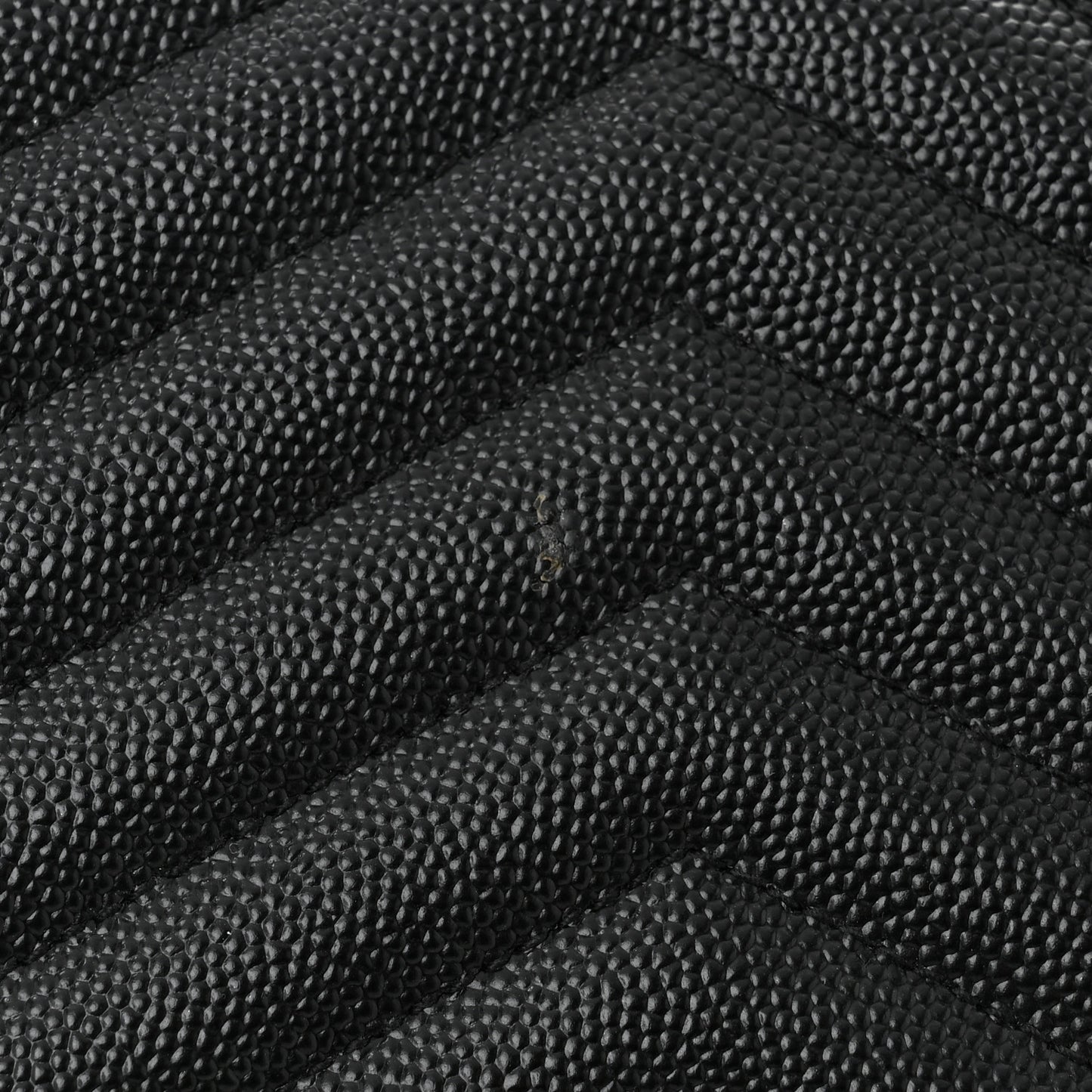 Grain De Poudre Matelasse Chevron Monogram Monochrome Chain Wallet Black