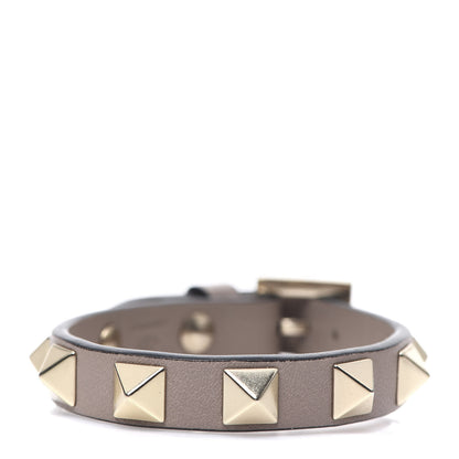 Valentino Garavani Vitello Rockstud Bracelet Poudre 1 of 3