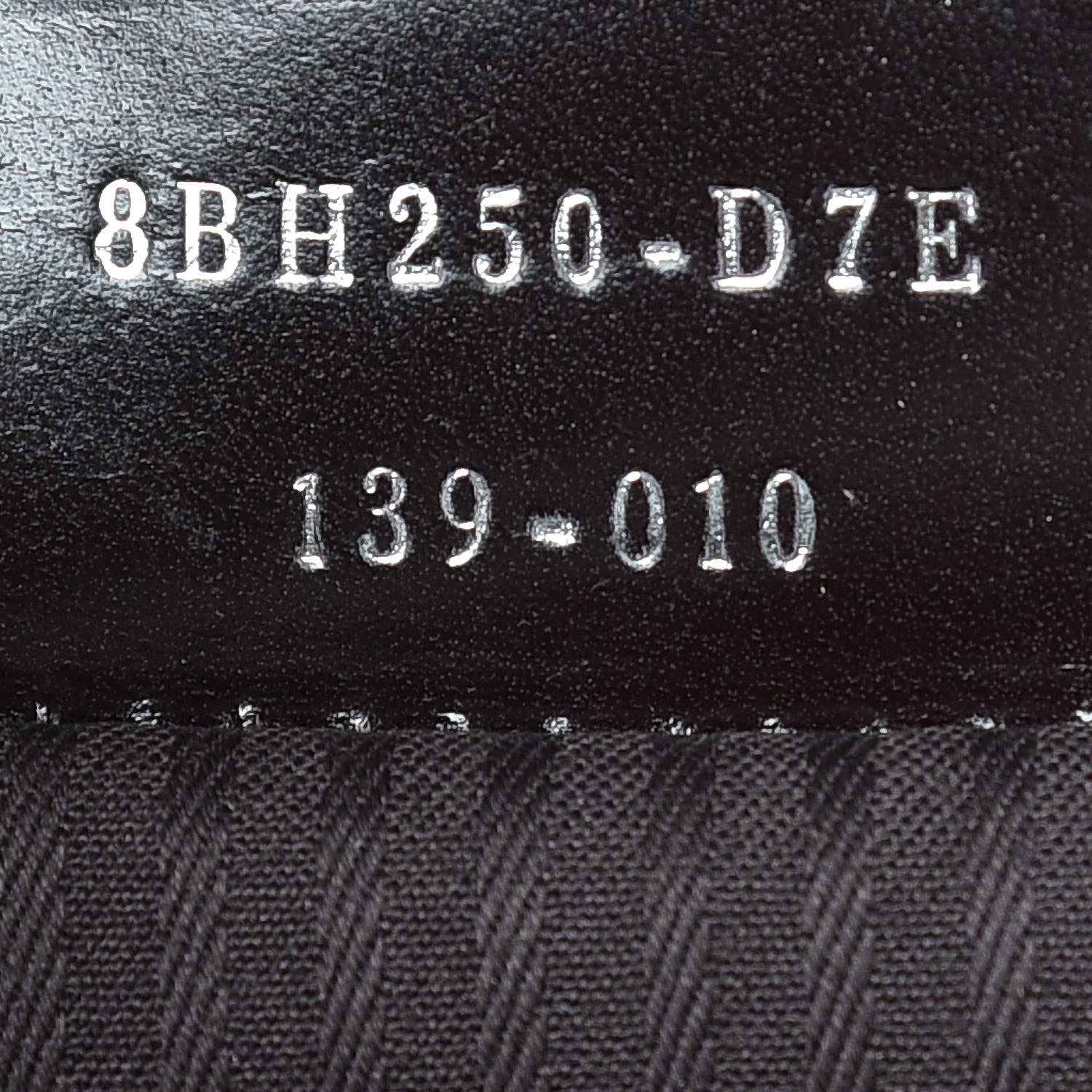 Fendi Vitello Elite Regular 2Jours Tote Caffe Noir 10 of 10