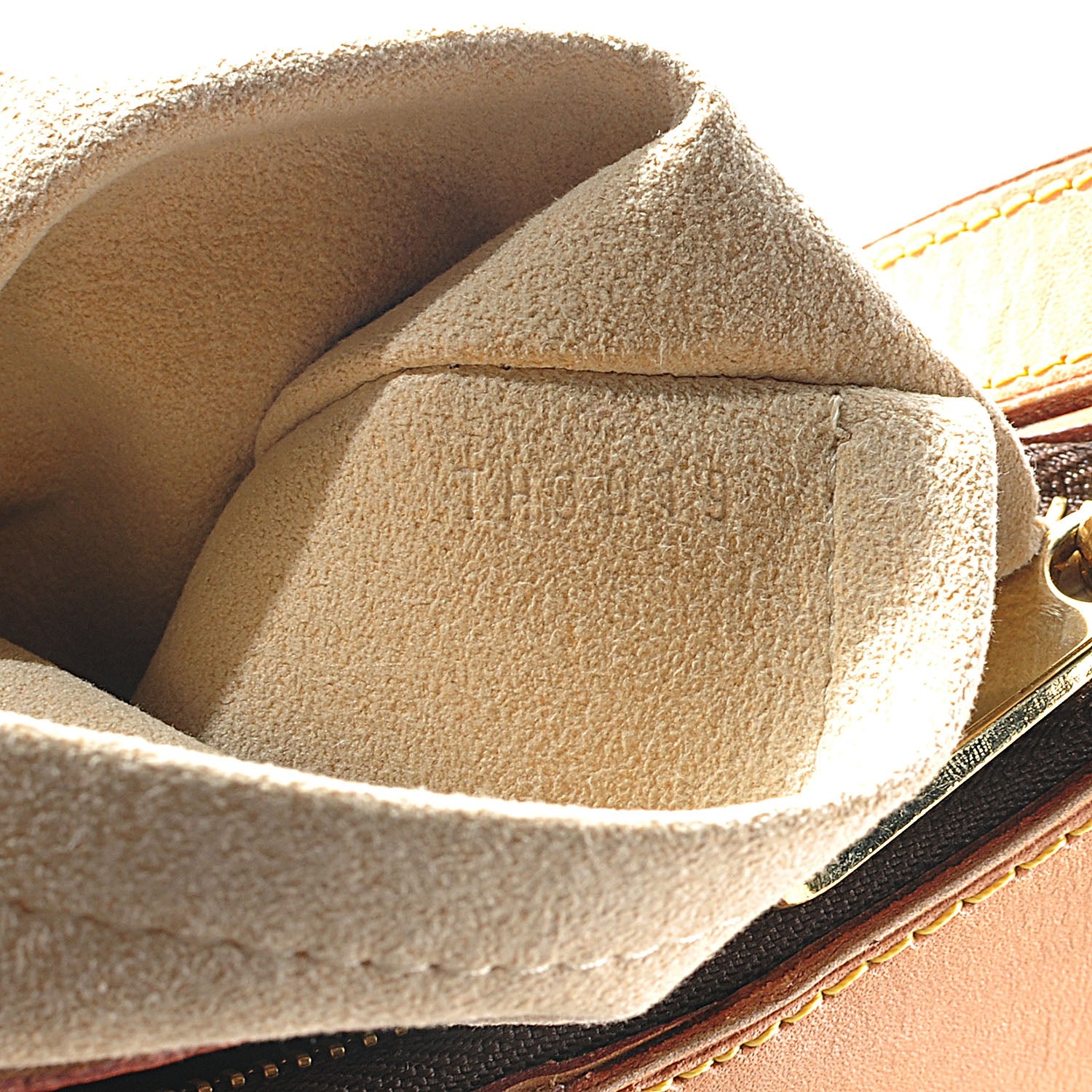 Louis Vuitton Monogram Etoile City PM 8 of 8