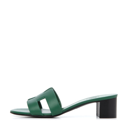 Hermes Calfskin Oasis Sandals 37 Vert Emeraude 2 of 18