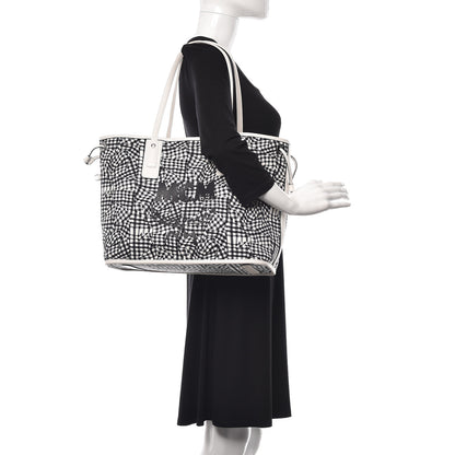 MCM Visetos Medium Liz Reversible Shopper Tote White 3 of 18