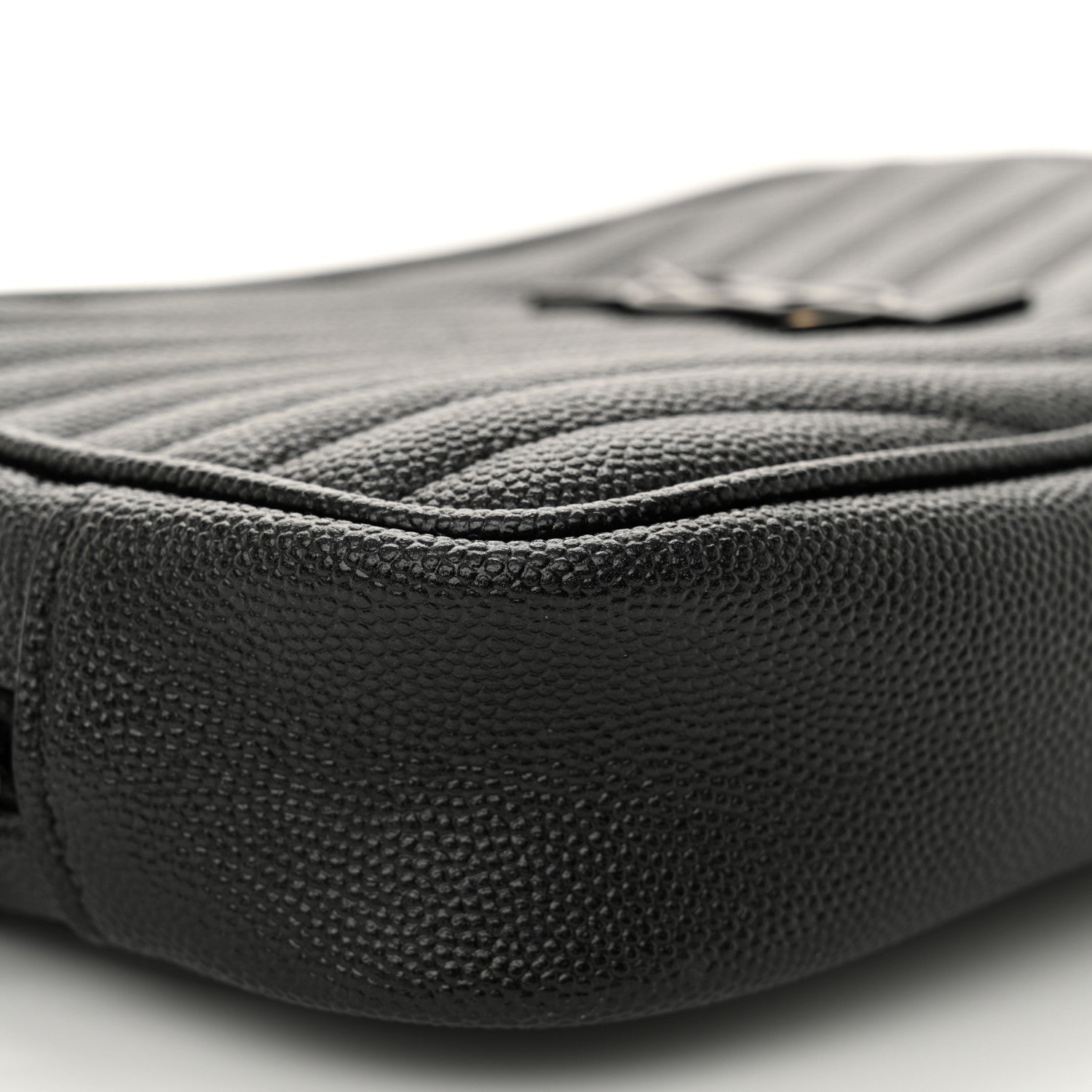 Saint Laurent Grain De Poudre Matelasse Monochrome Monogram Mini Lou Camera Bag Black 8 of 12