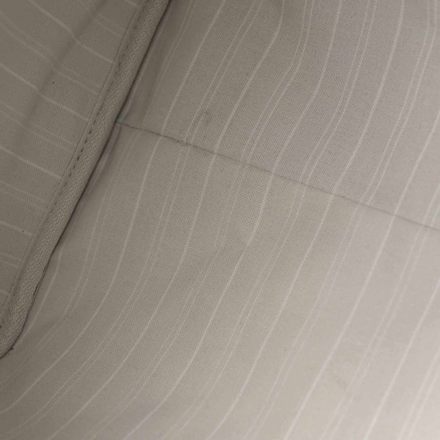 Louis Vuitton Monogram Giant By The Pool Keepall Bandouliere 45 Brume 9 of 10