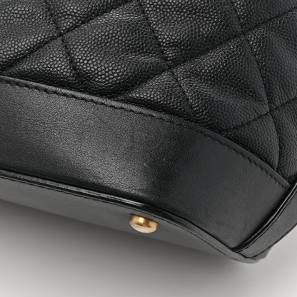 Chanel Caviar Lambskin Quilted Casual Style Hobo Black 12 of 13