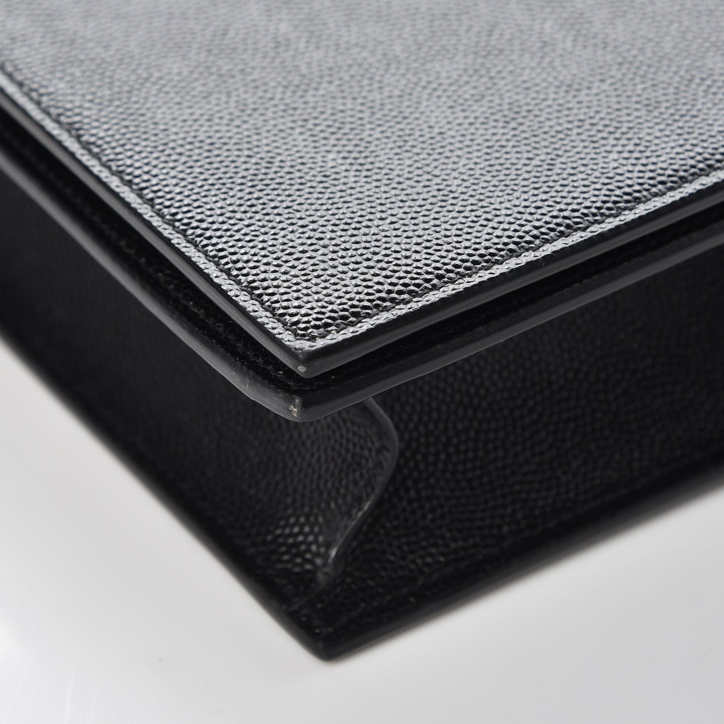 Grain De Poudre Classic Monogram Kate Clutch Black