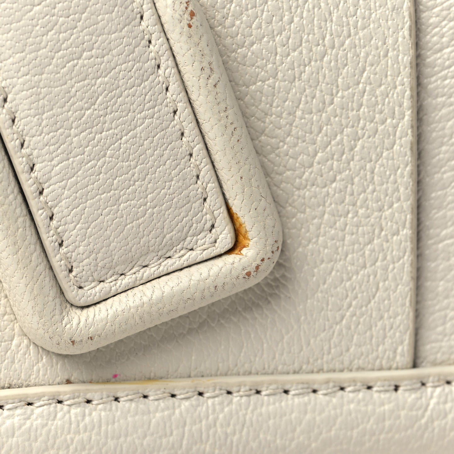 Grained Calfskin Maxi Intrecciato Mini Arco Bianco