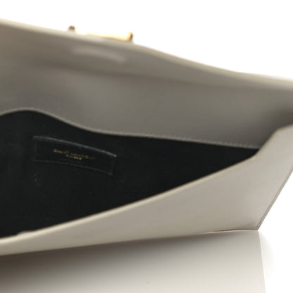 Saint Laurent Grain De Poudre Uptown Pouch Crema Soft 5 of 10