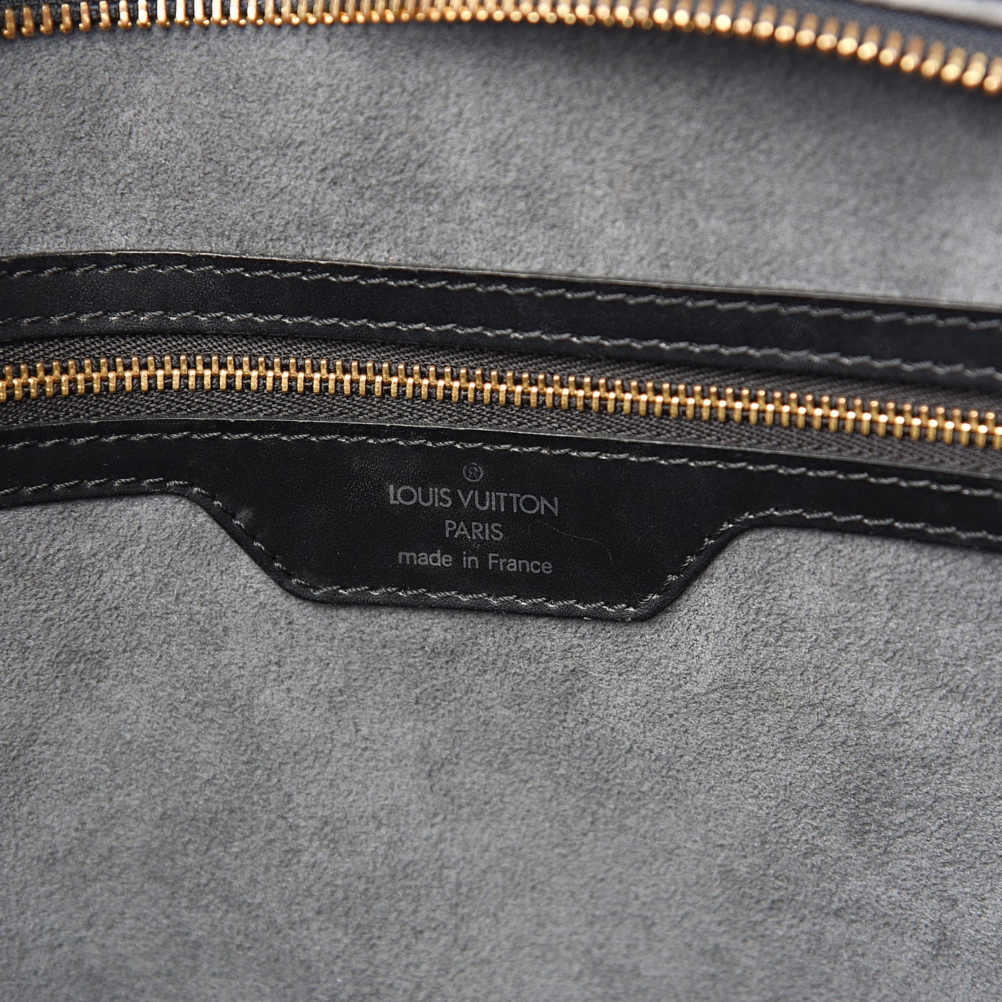 Epi Saint Jacques PM Long Straps Black