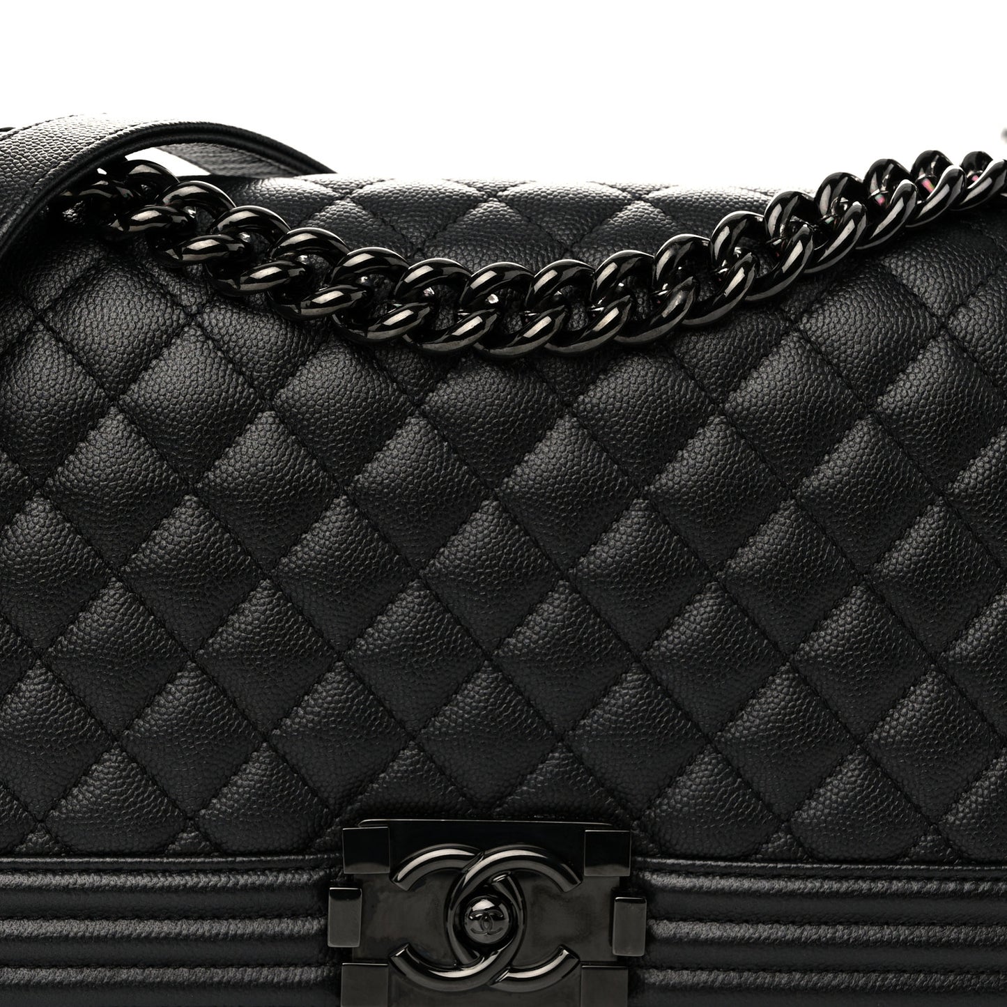 Caviar Quilted Medium Boy Flap So Black