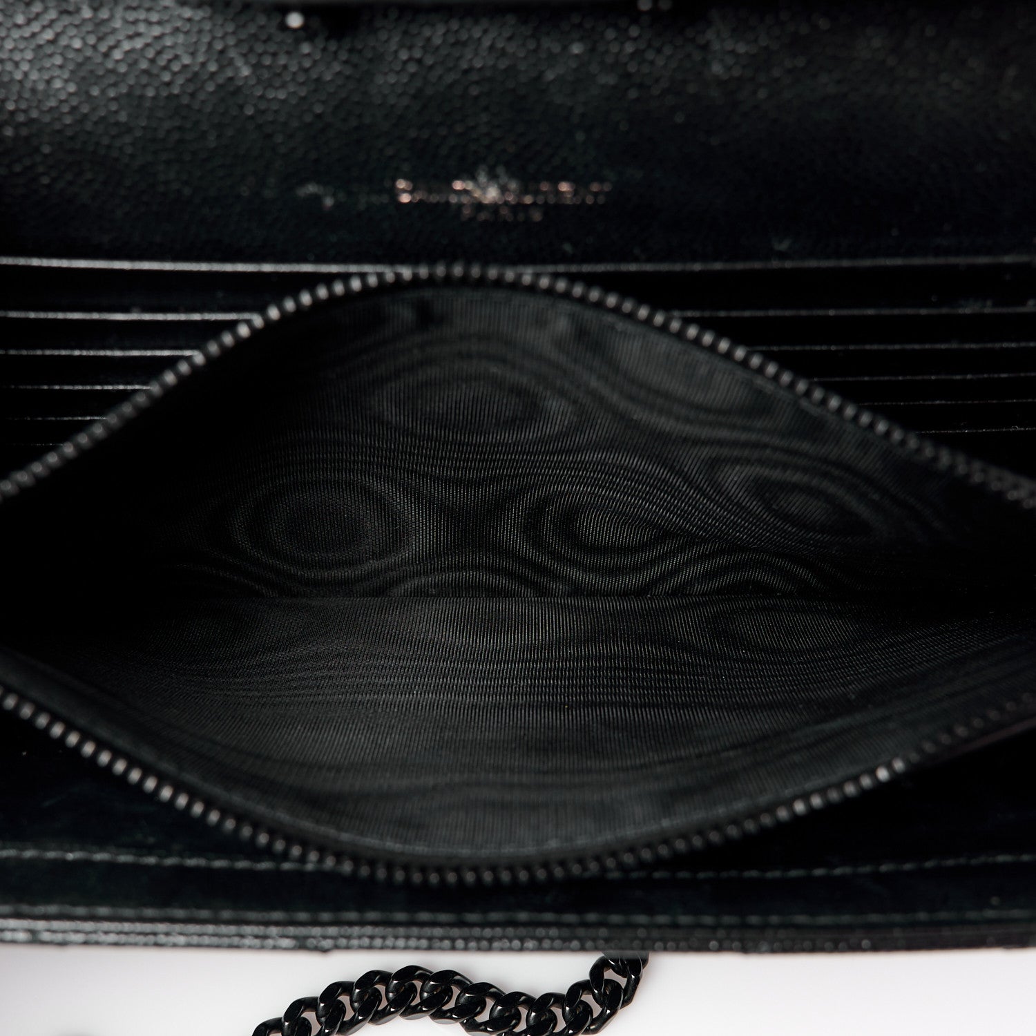 Saint Laurent Grain De Poudre Matelasse Chevron Monogram Monochrome Chain Wallet Black 6 of 15