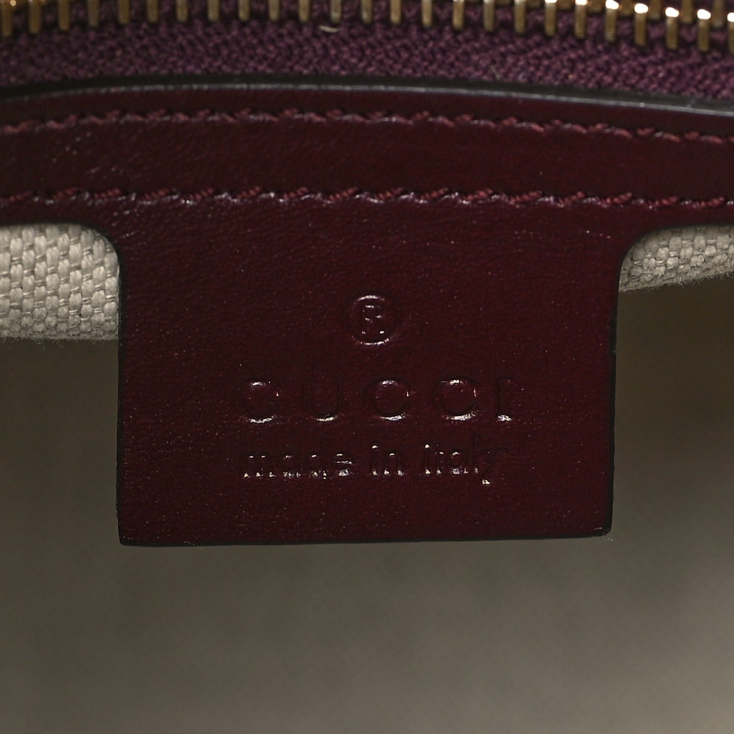 Imprime Monogram Medium Joy Boston Bordeaux