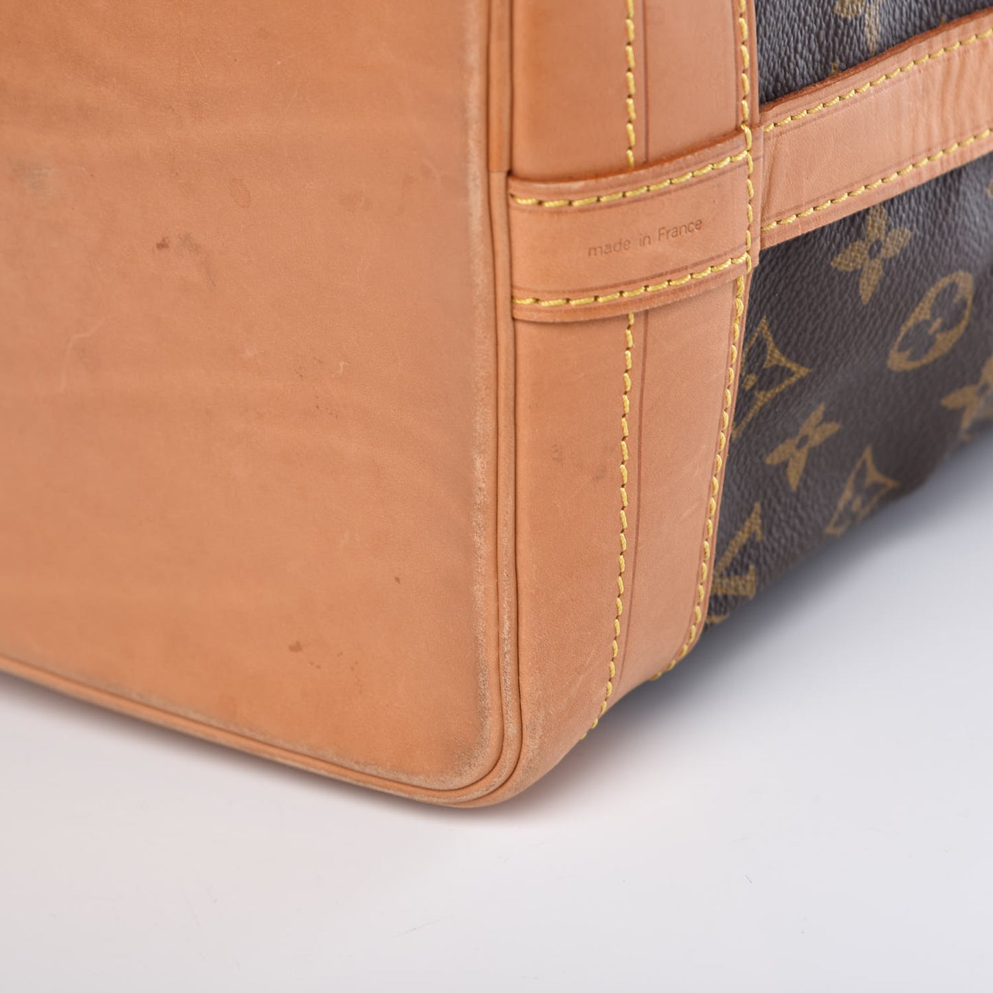 Monogram Noe