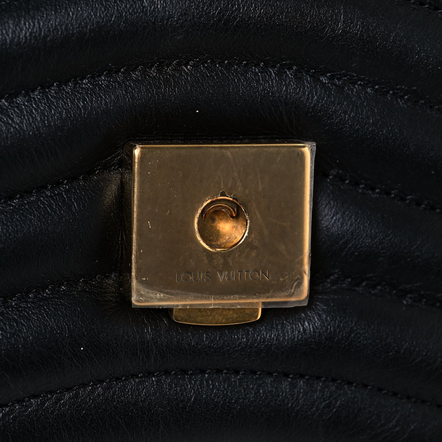 Louis Vuitton Calfskin New Wave Chain PM Black 13 of 14