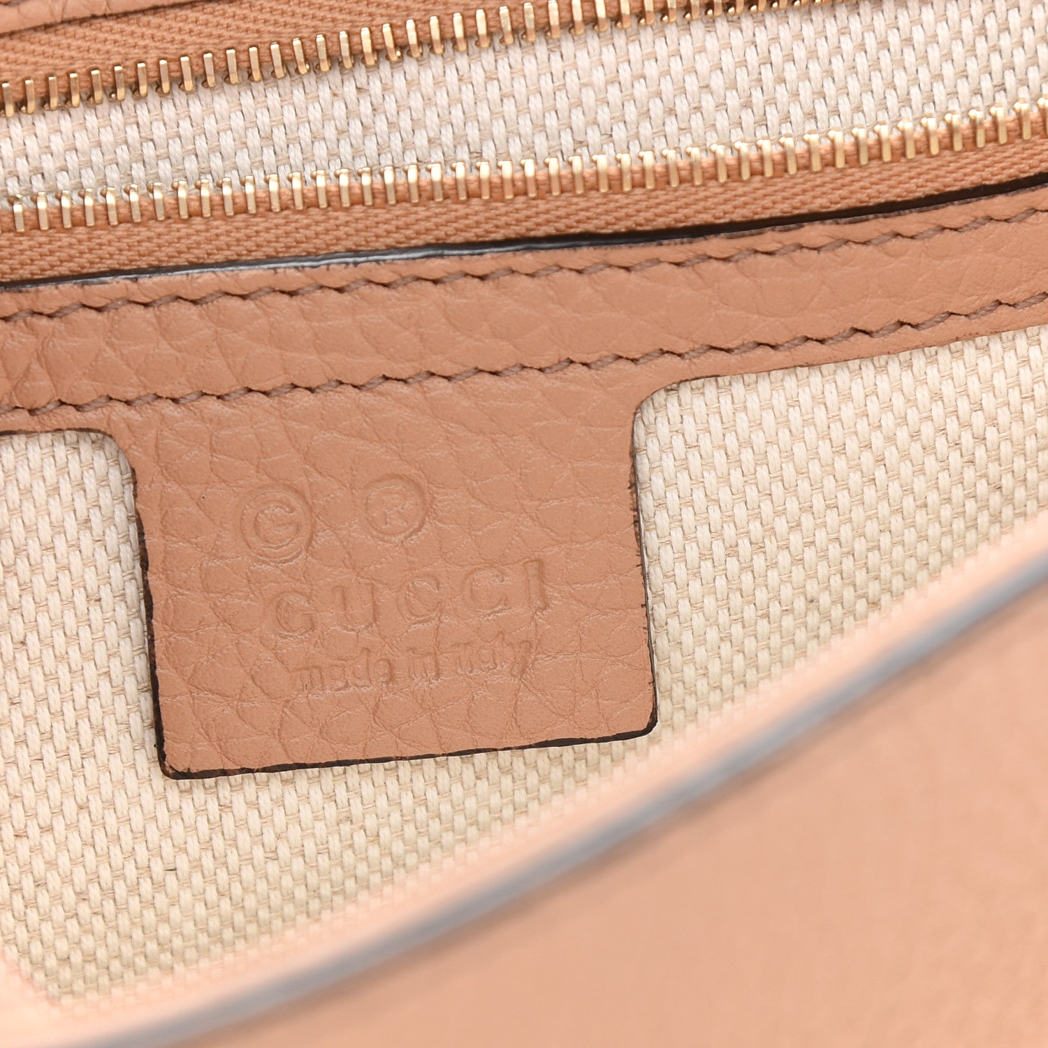 Gucci Pebbled Calfskin Medium Soho Flap Crossbody Camelia 6 of 11