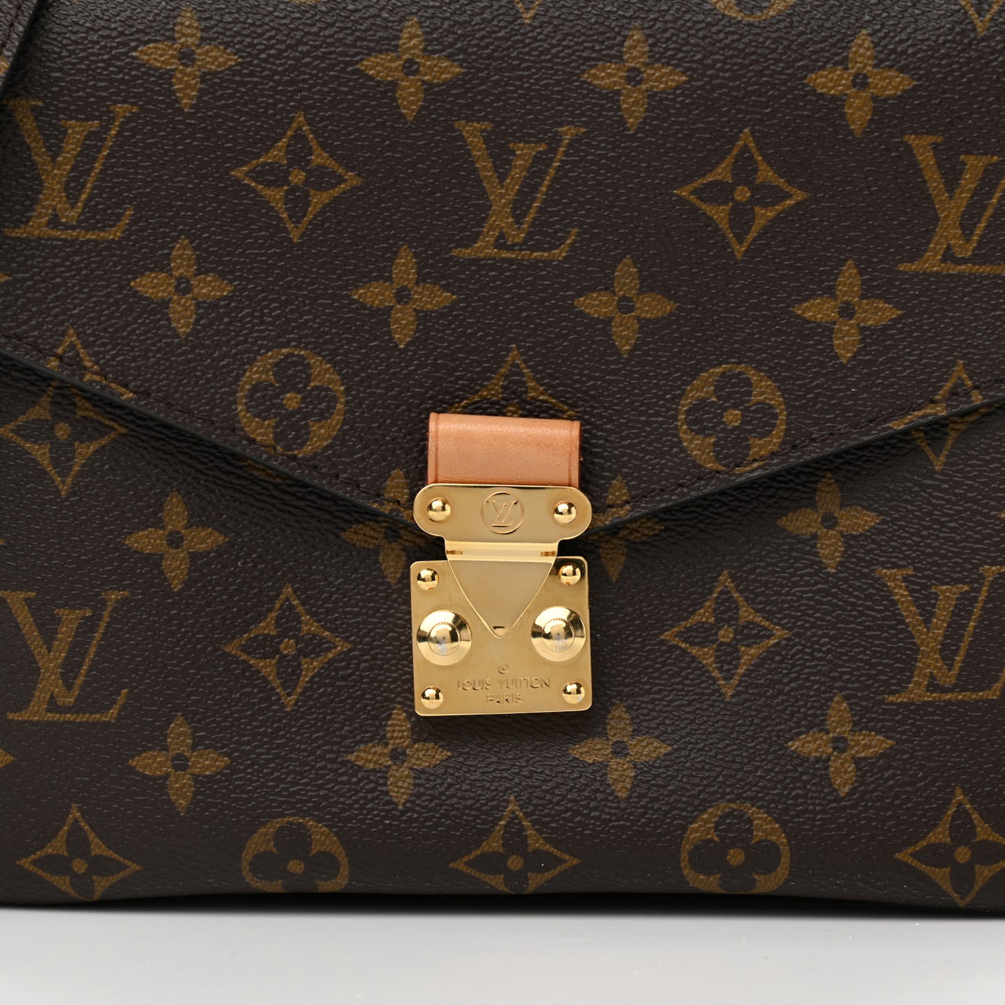 Monogram Pochette Metis