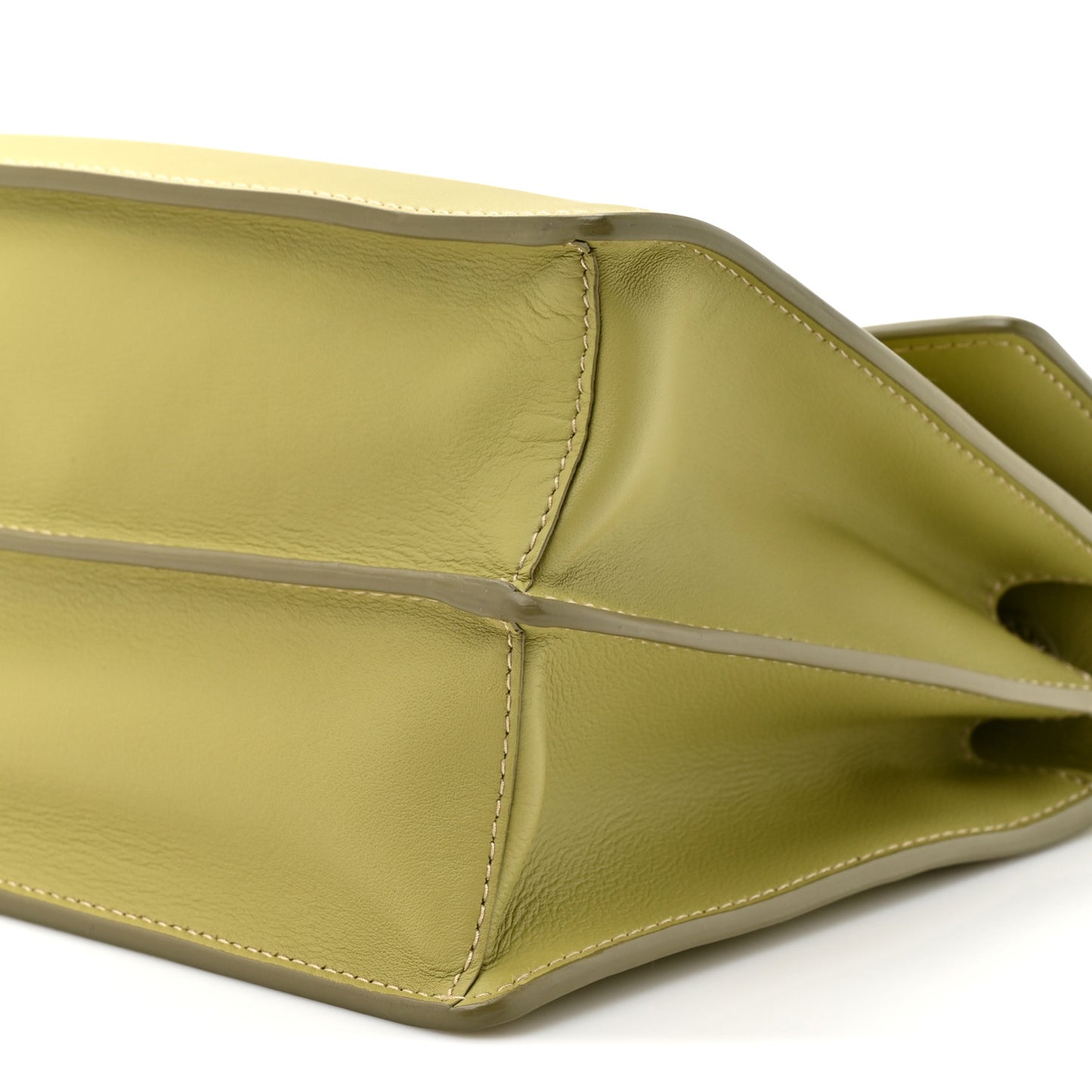 Calfskin Medium Soft Sound Shoulder Bag Pistacchio