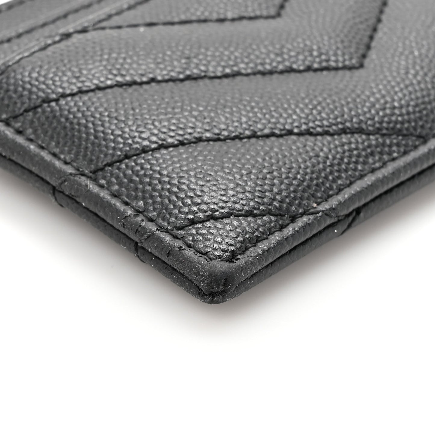Grain De Poudre Matelasse Chevron Monogram Credit Card Case Black