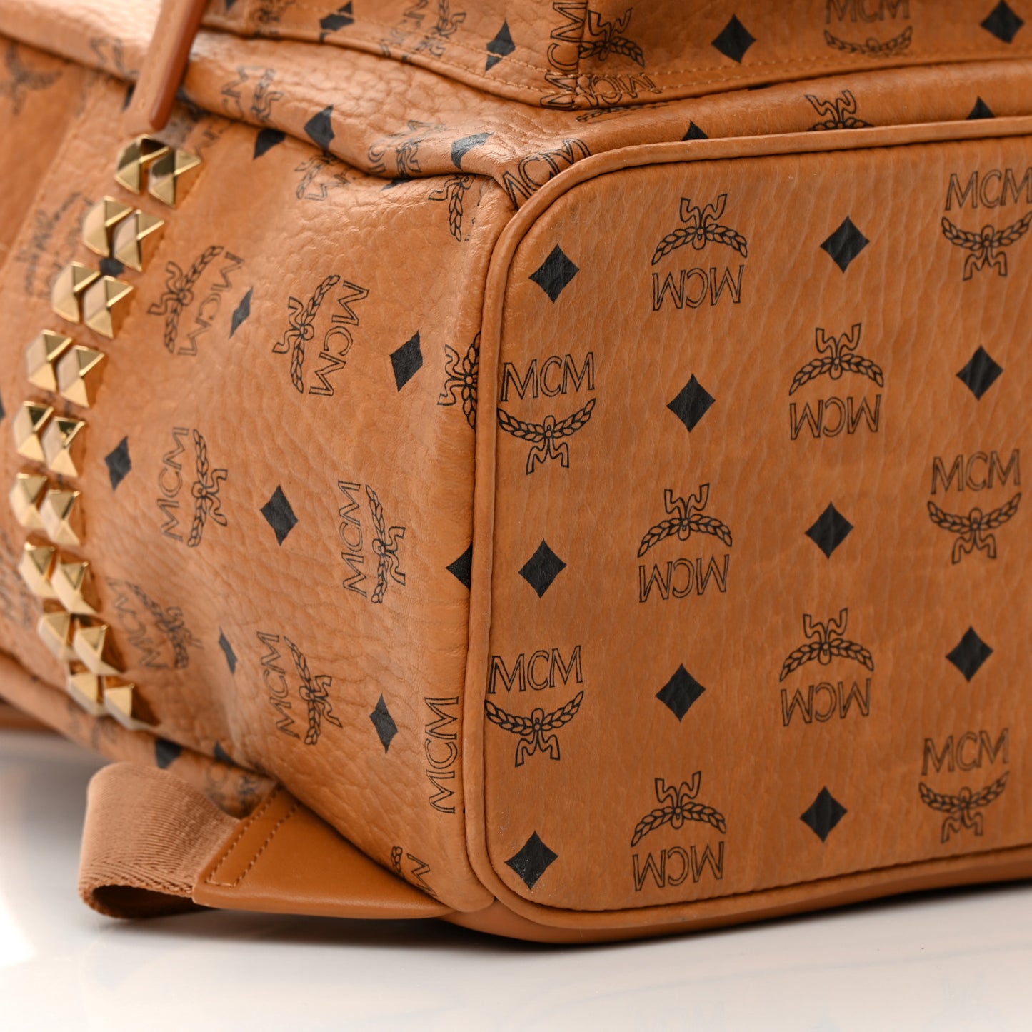 Visetos Medium Side Studs Stark Backpack Cognac