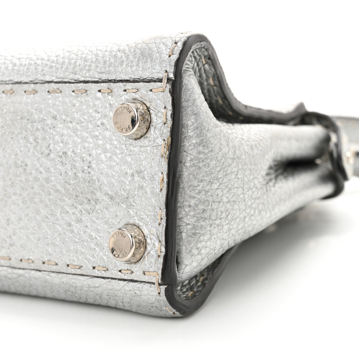 Cuoio Romano Lux Selleria Mini Peekaboo Iconic Satchel Argento