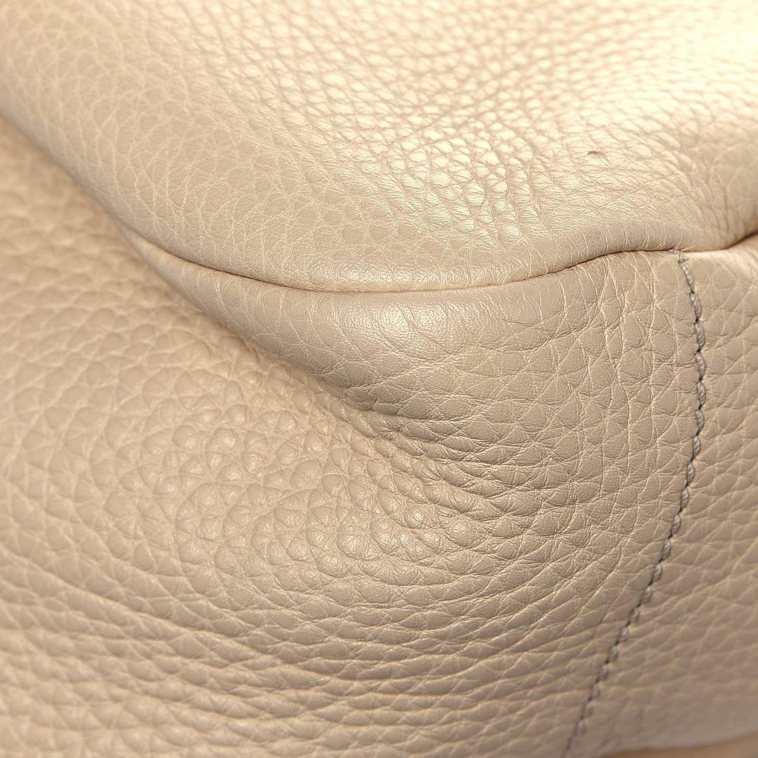 Prada Vitello Daino Hobo Sabbia 10 of 10