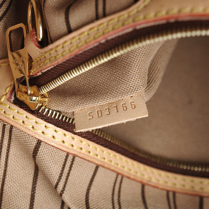 Louis Vuitton Monogram Delightful MM 8 of 8
