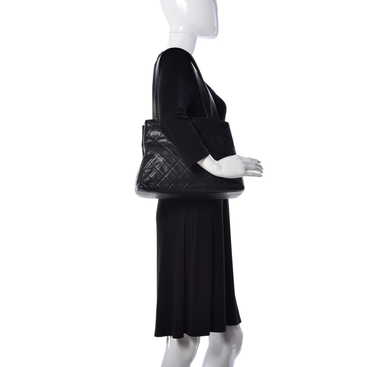 Caviar Quilted Shoulder Bag Black