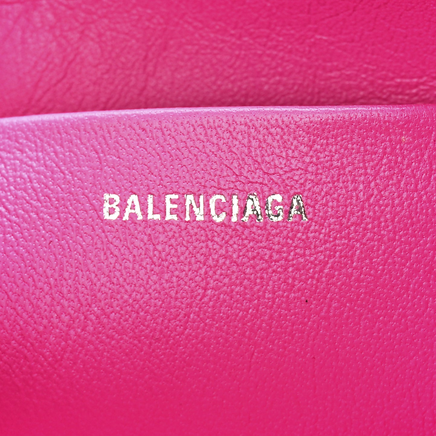 Calfskin Logo Zip Pouch Pink
