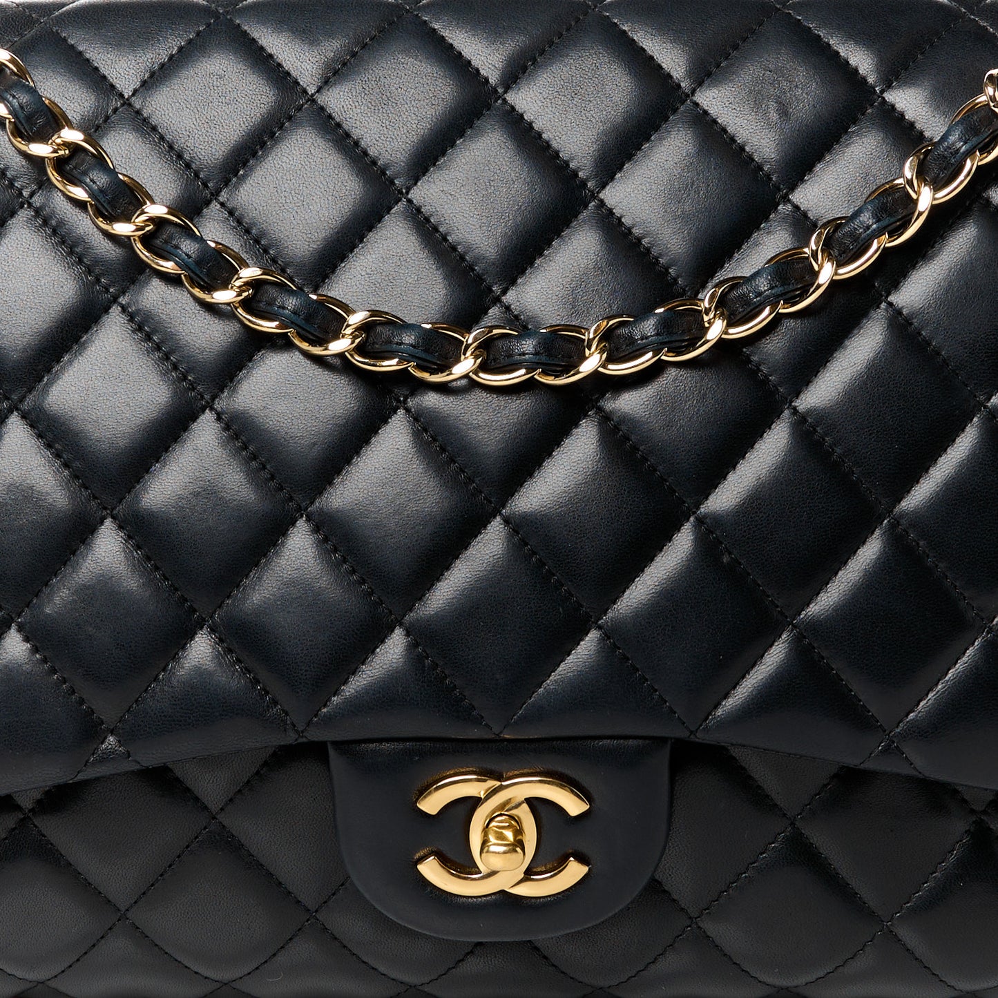 Lambskin Quilted Maxi Single Flap Black