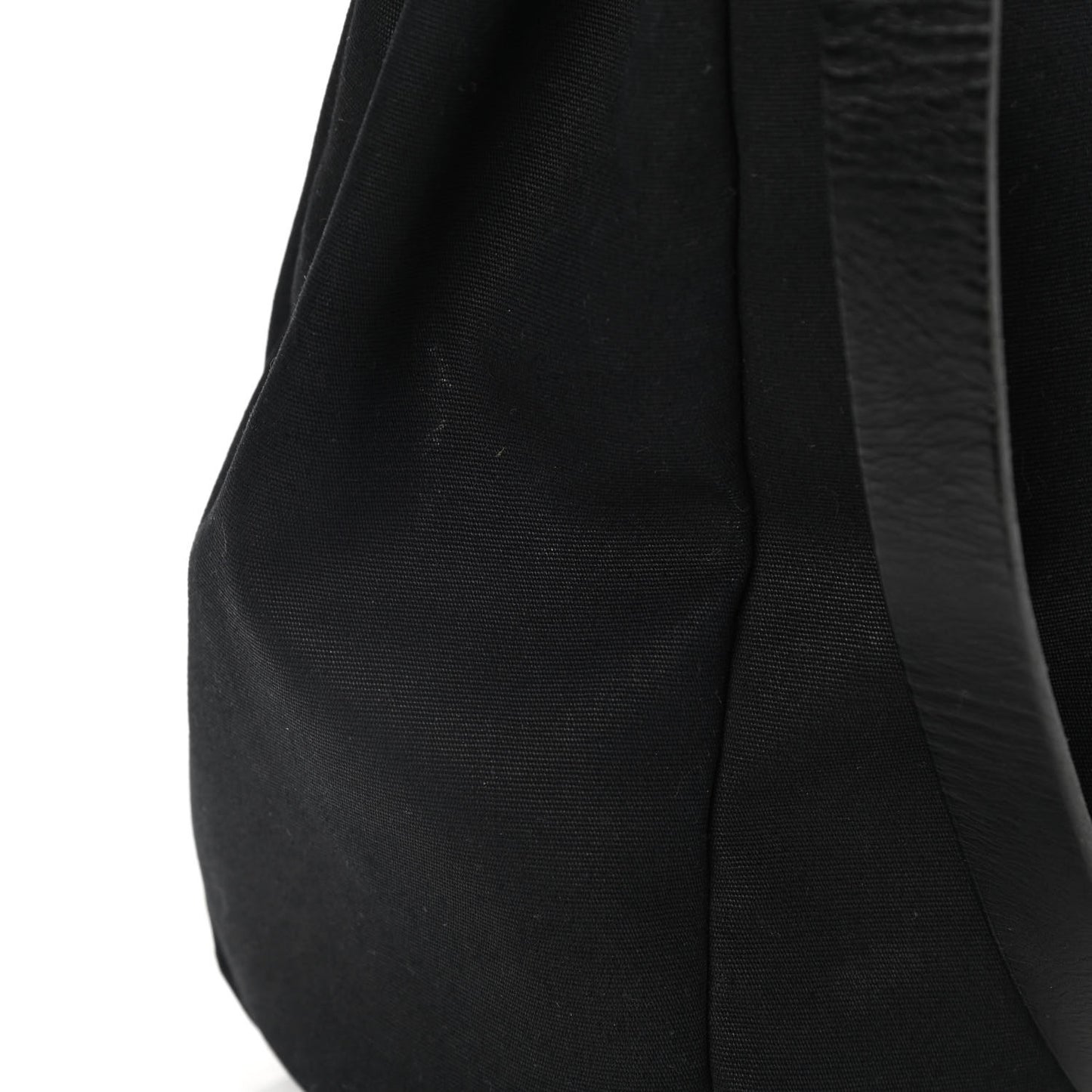 Toile Vache Calfskin Herbag 30 PM Black