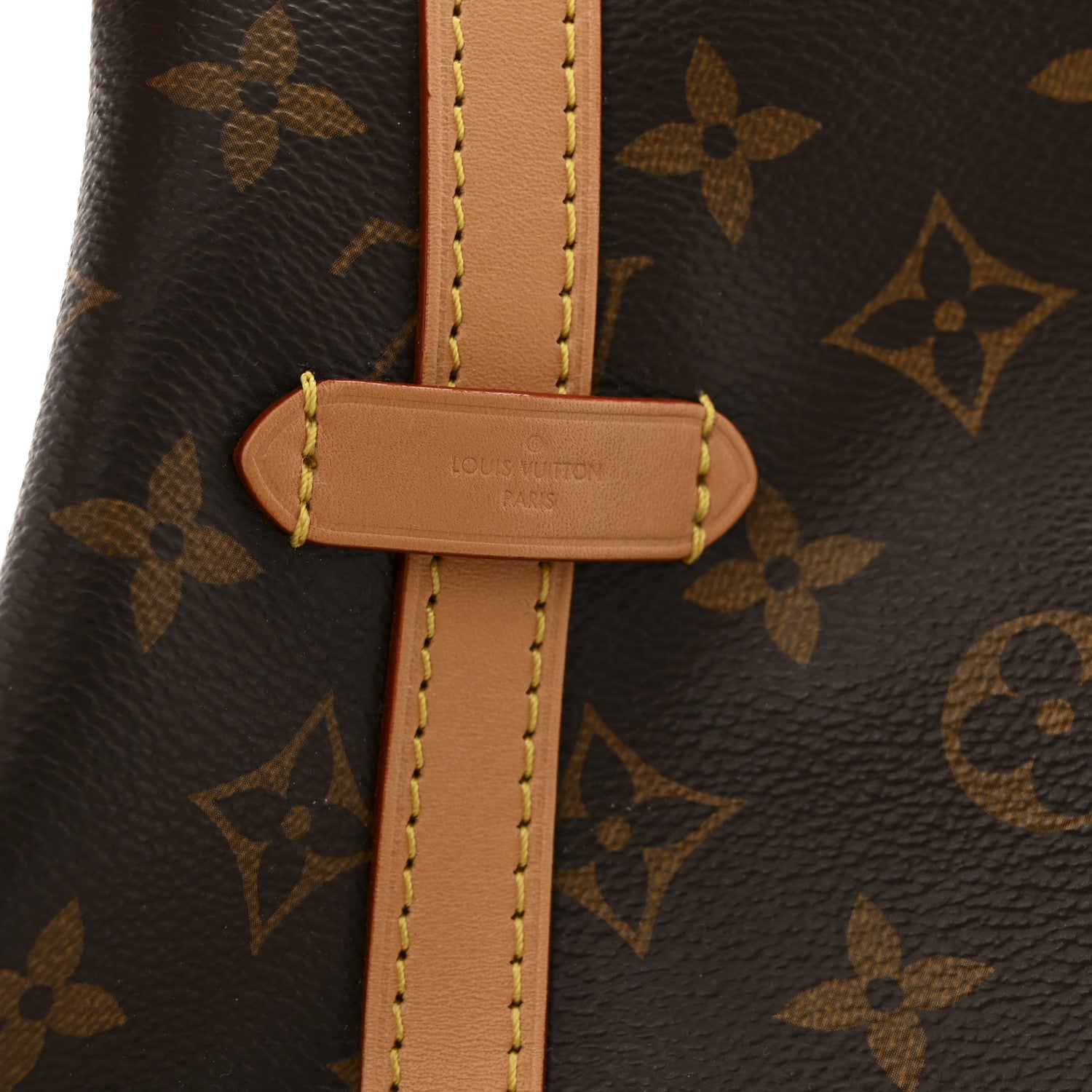 Louis Vuitton Monogram Carryall MM 6 of 11