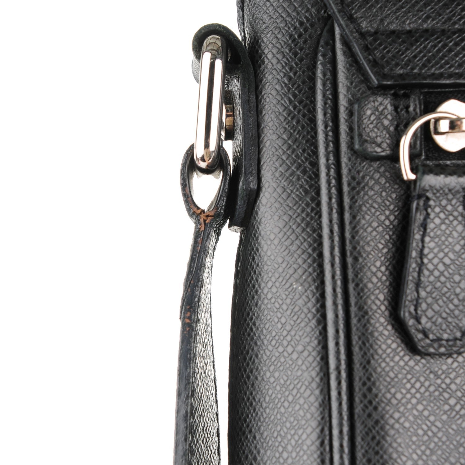 Louis Vuitton Taiga Luka Ardoise 10 of 11
