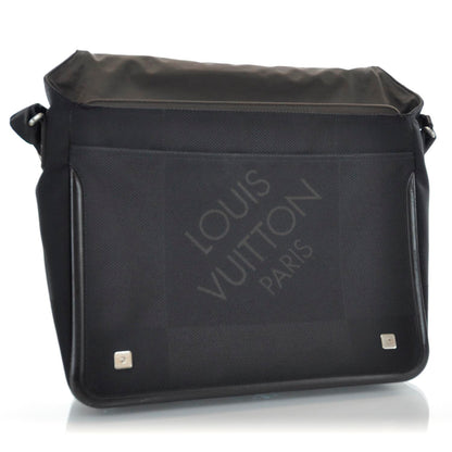 Louis Vuitton Damier Geant Messenger Bag Black 7 of 11