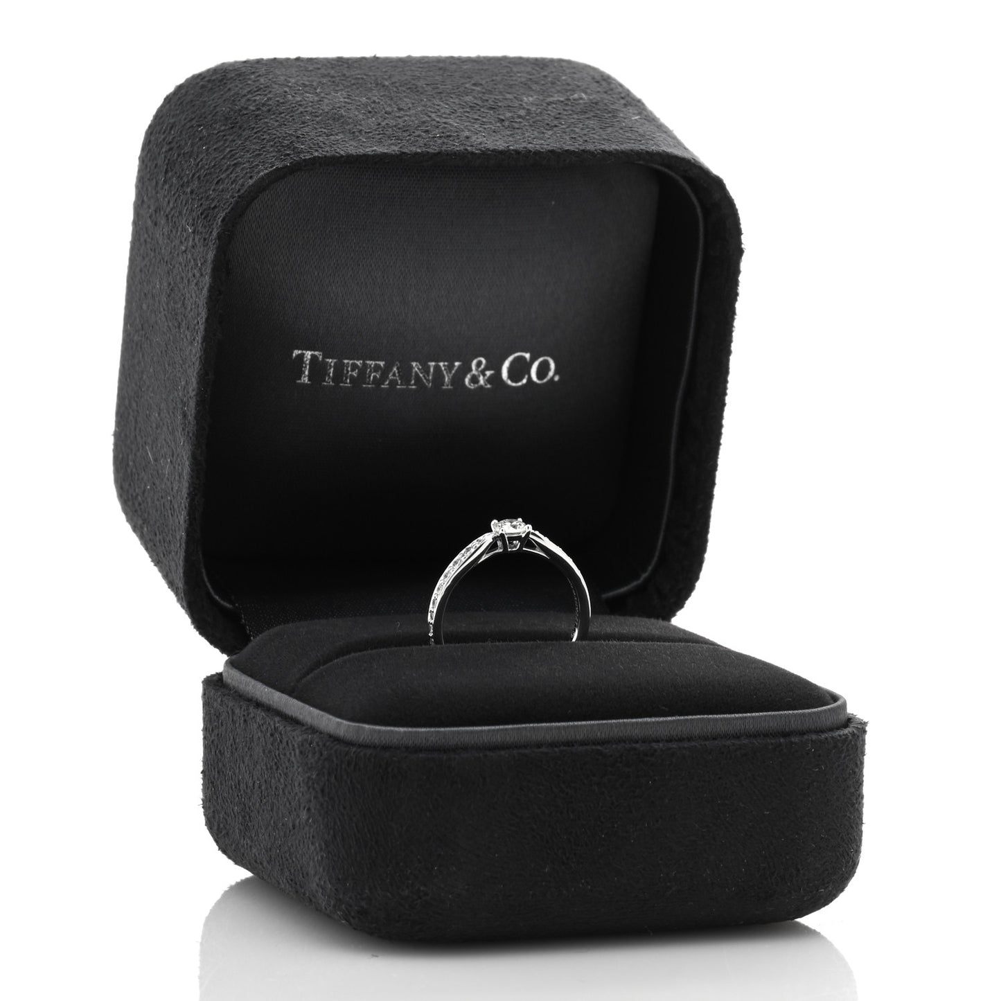 Platinum Diamond .18ct Harmony Round Brilliant Engagement Ring 47 4
